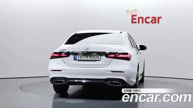 Mercedes-Benz E-Class 2022 — Şəkil 1/20