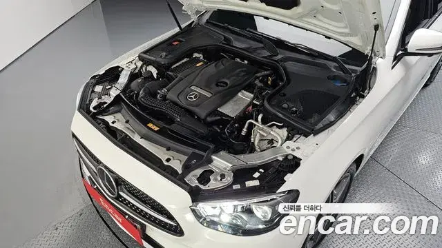 Mercedes-Benz E-Class 2022 — Şəkil 11/20