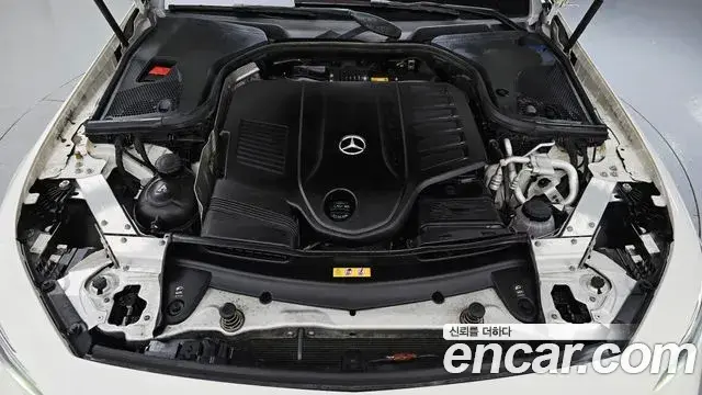 Mercedes-Benz CLS-Class 2021 — Photo 17/20