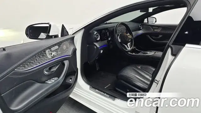 Mercedes-Benz CLS-Class 2021 — Photo 13/20