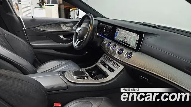 Mercedes-Benz CLS-Class 2021 — Photo 15/20