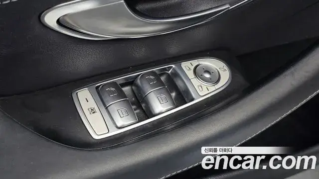 Mercedes-Benz CLS-Class 2021 — Photo 5/20