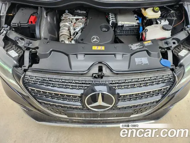 Mercedes-Benz V-Class 2025 — Şəkil 6/15