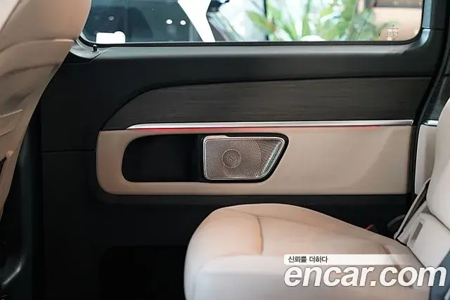 Mercedes-Benz V-Class 2025 — Şəkil 15/15