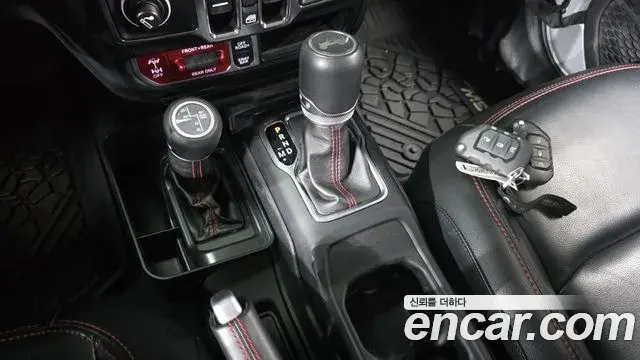 Jeep Wrangler 2022 — Şəkil 5/20