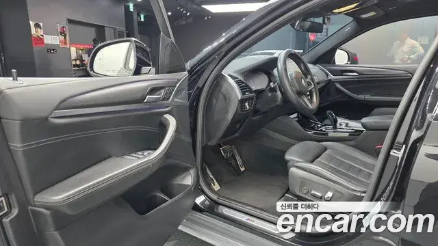 BMW X4 2021 — Şəkil 10/31