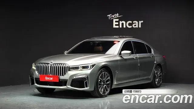 BMW 7 Series 2019 — Фото 1/20