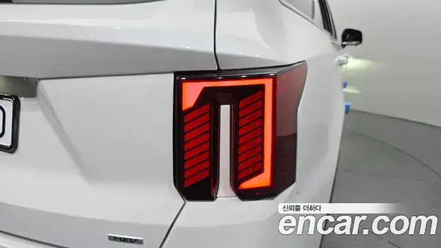 Kia Sorento 2024 — ფოტო 11/37