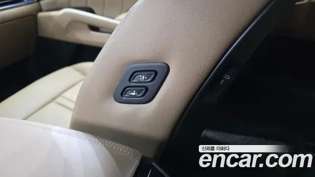 Kia Sorento 2024 — ფოტო 28/37