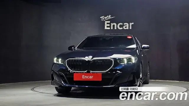 BMW 5 Series 2024 — Şəkil 16/31