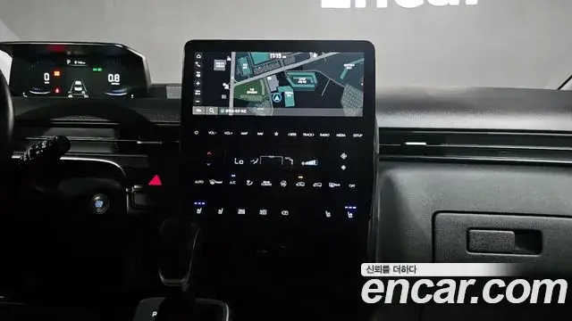 Hyundai Staria 2021 — Фото 15/20
