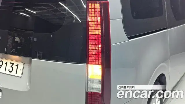 Hyundai Staria 2021 — Photo 14/31