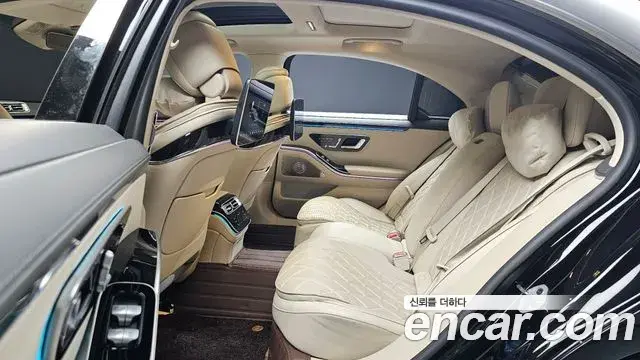 Mercedes-Benz S-Class 2021 — Photo 14/20