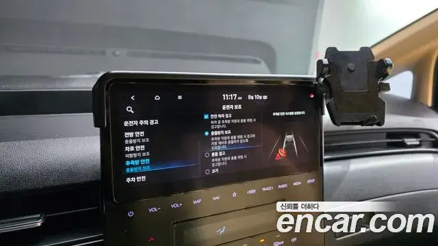 Hyundai Staria 2023 — Фото 15/20