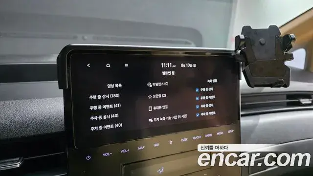 Hyundai Staria 2023 — Фото 16/20
