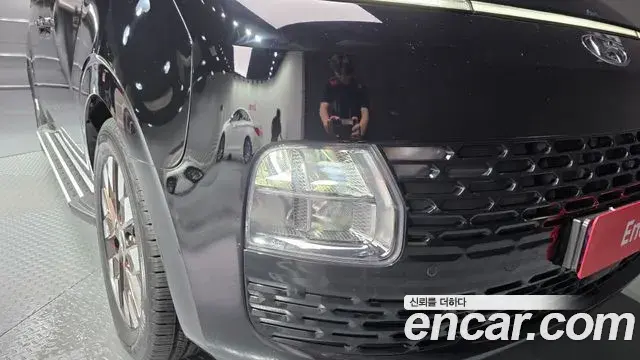 Hyundai Staria 2023 — Şəkil 20/32