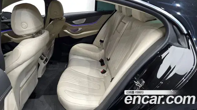 Mercedes-Benz CLS-Class 2022 — Photo 16/35