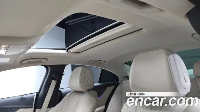 Mercedes-Benz CLS-Class 2022 — Photo 8/35