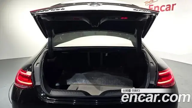 Mercedes-Benz CLS-Class 2022 — Photo 15/35