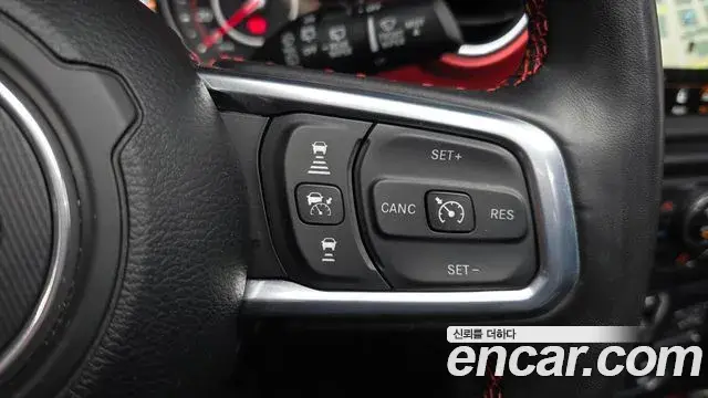 Jeep Wrangler 2022 — ფოტო 4/32