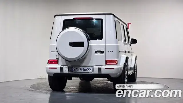 Mercedes-Benz G-Class 2020 — Фото 3/20