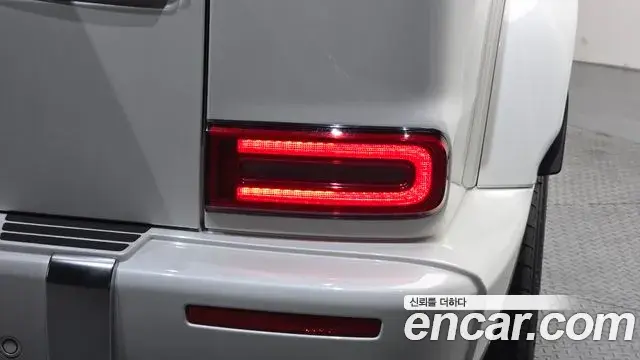 Mercedes-Benz G-Class 2020 — Şəkil 15/34