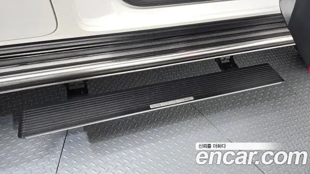 Mercedes-Benz G-Class 2020 — Şəkil 33/34