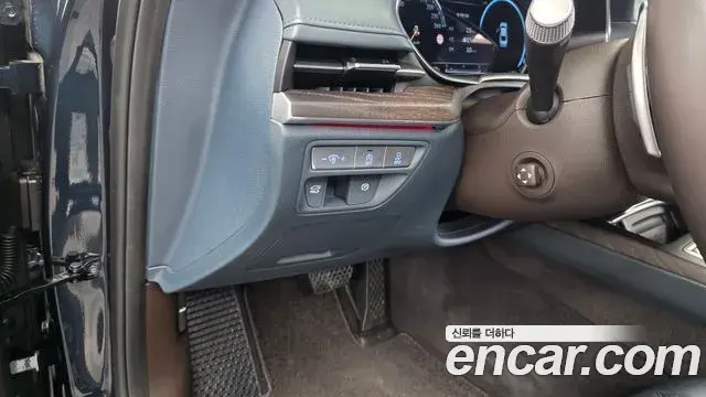 Genesis G80 2021 — ფოტო 10/37