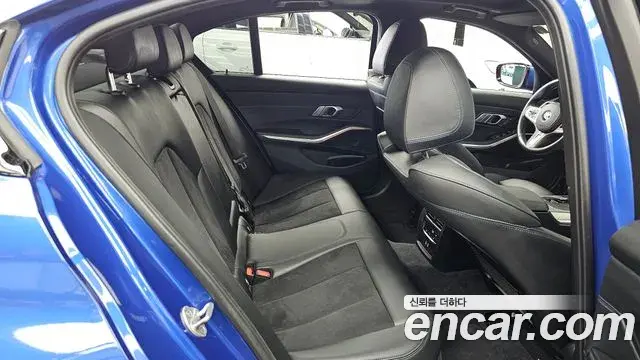 BMW 3 Series 2021 — Şəkil 20/32