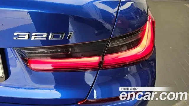 BMW 3 Series 2021 — Şəkil 22/32