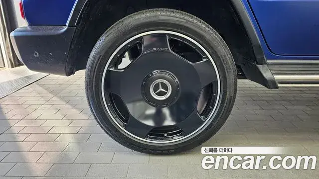 Mercedes-Benz G-Class 2023 — ფოტო 10/33
