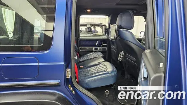 Mercedes-Benz G-Class 2023 — ფოტო 22/33