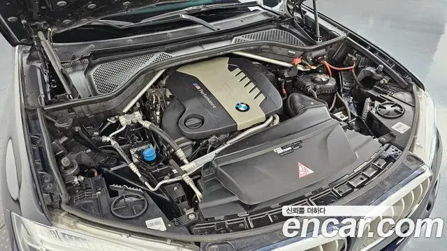 BMW X5 2018 — ფოტო 4/34