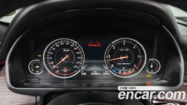 BMW X5 2018 — ფოტო 11/34