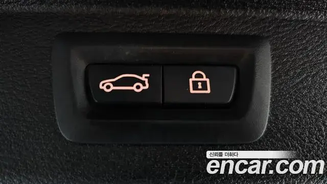 BMW X5 2018 — ფოტო 13/34