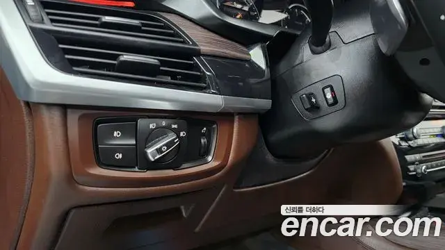 BMW X5 2018 — ფოტო 28/34