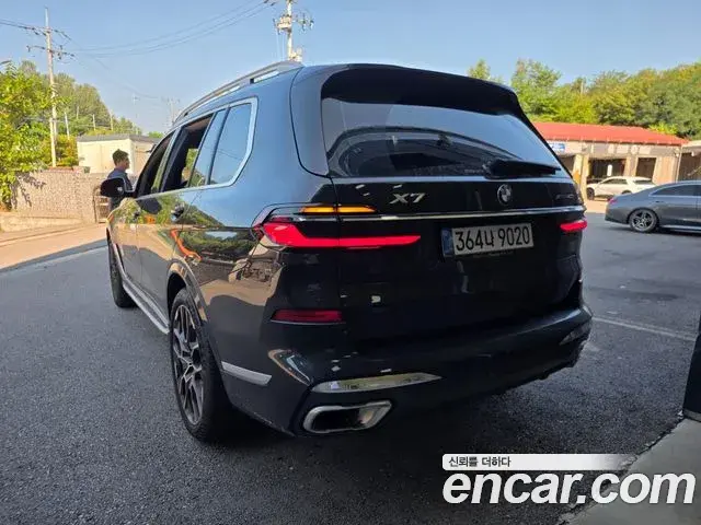 BMW X7 2026 — Photo 7/8