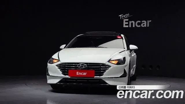 Hyundai Sonata 2019 — Фото 2/20