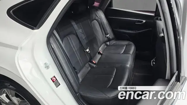 Hyundai Sonata 2019 — Фото 10/20