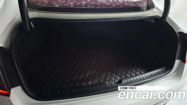 Hyundai Sonata 2019 — Фото 16/20