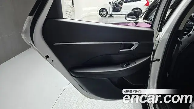 Hyundai Sonata Hybrid 2019 — Şəkil 1/40