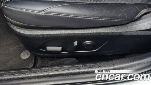 Hyundai Sonata Hybrid 2019 — Şəkil 10/40