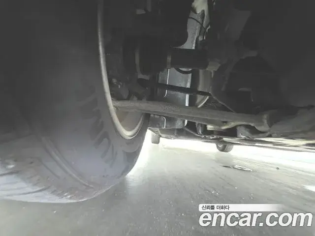 Hyundai Sonata Hybrid 2019 — Şəkil 27/40