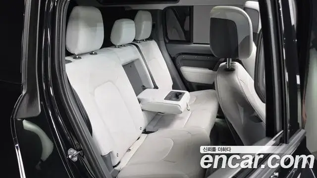 Land Rover Defender 2025 — Şəkil 16/33