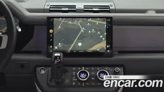 Land Rover Defender 2025 — Şəkil 30/33