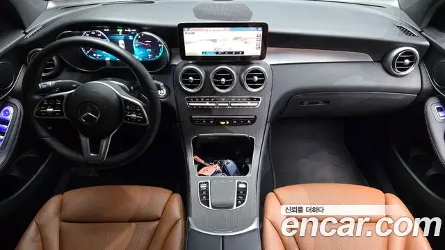 Mercedes-Benz GLC-Class 2021 — Photo 5/32