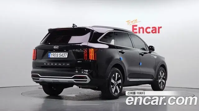 Kia Sorento 2020 — Фото 2/20