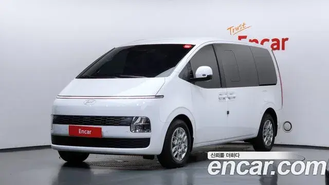 Hyundai Staria 2026 — Фото 1/20