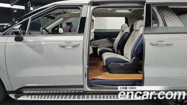 Kia Carnival 2024 — ფოტო 6/41