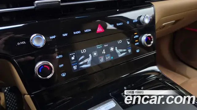 Genesis G80 2024 — Photo 22/30
